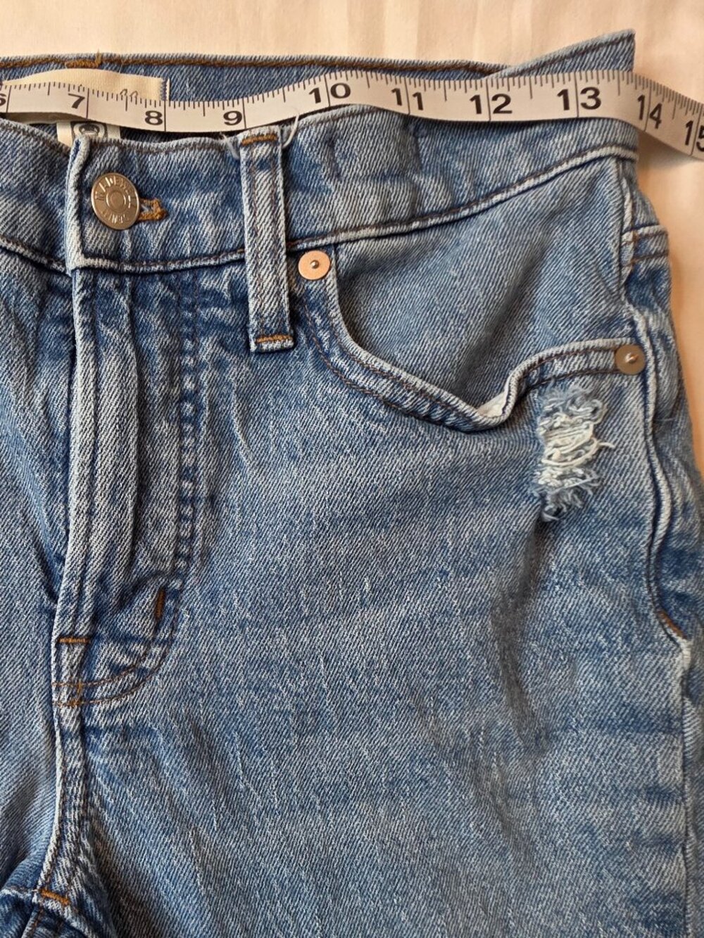 Madewell "The Perfect Vintage" Mid-Rise, Distressed Women's Jean, Size 25 - Picture 10 of 11
